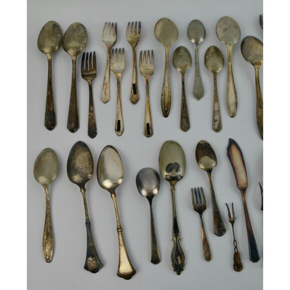 Large Lot 44 Vintage Antique Silverware Flatware Mixed Brands Patterns - Picture 15 of 16